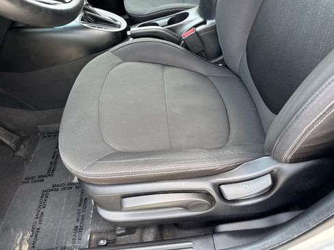 Used 2019 Kia Soul FWD image 13