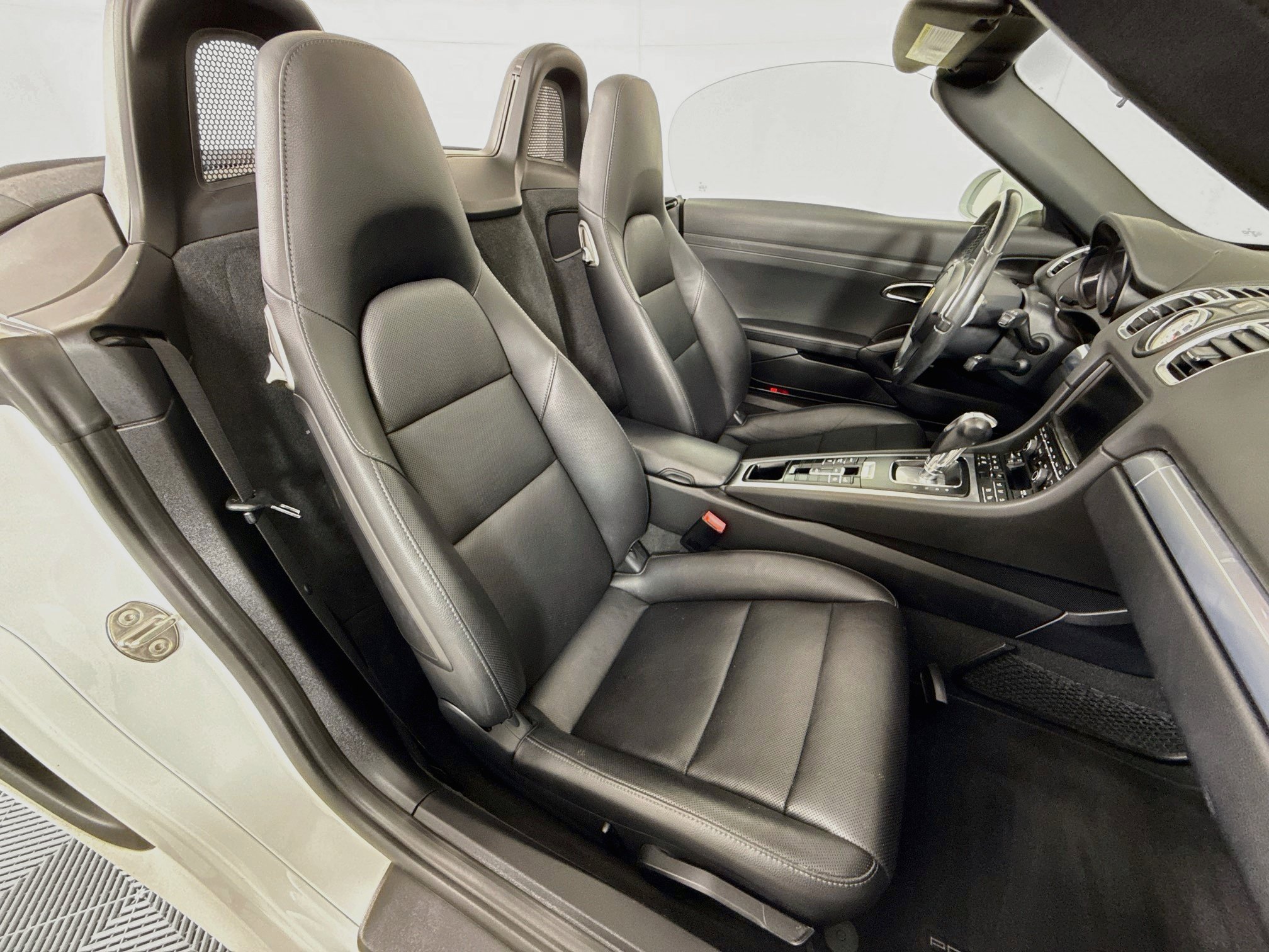 Certified 2016 Porsche Boxster S RWD image 22