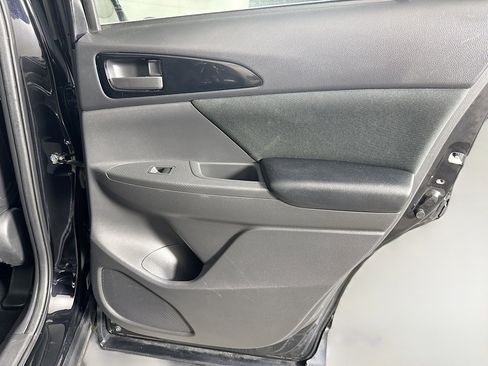 Used 2018 Mitsubishi Eclipse Cross LE AWD/4WD image 27
