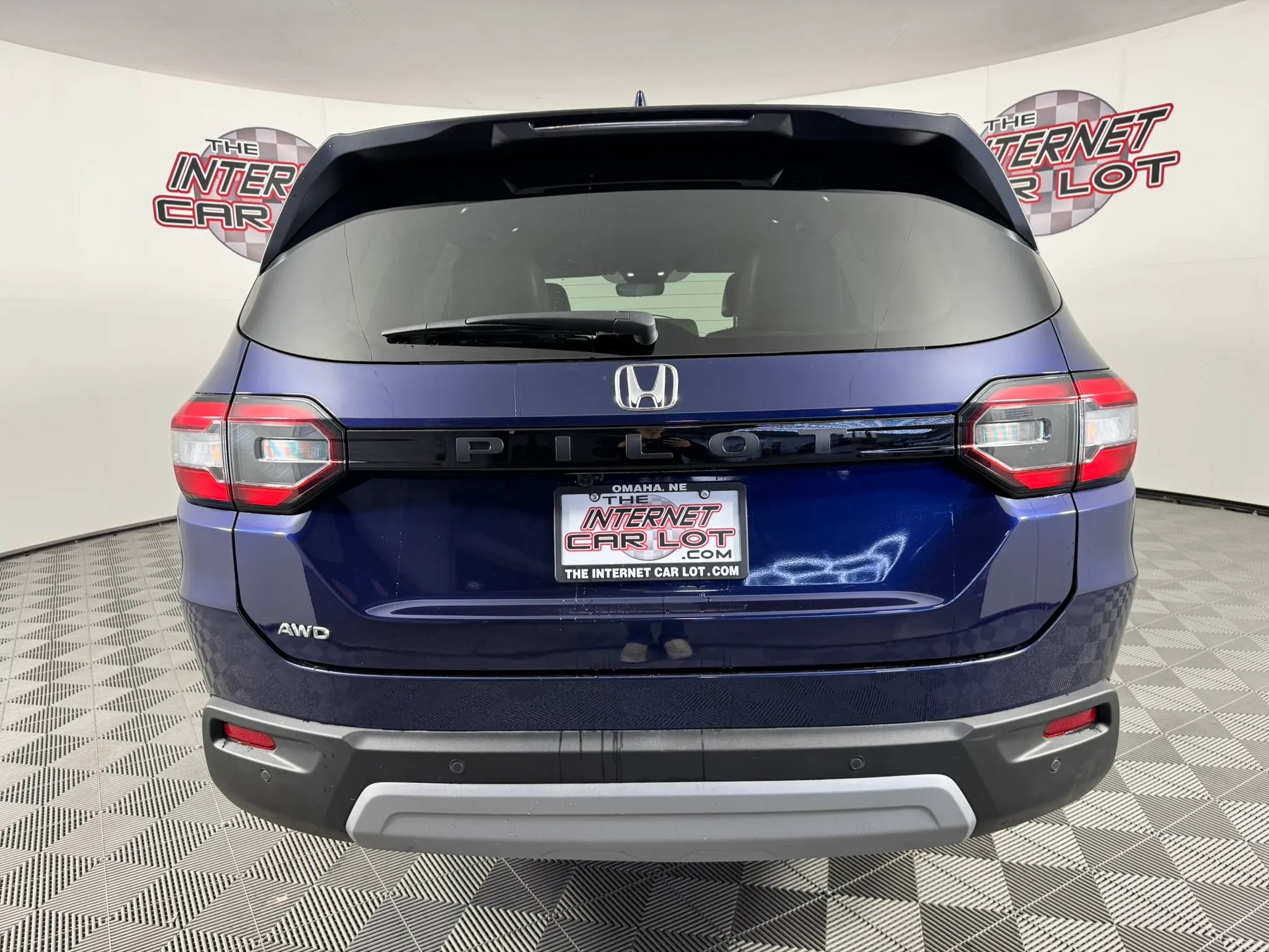 Used 2025 Honda Pilot EX-L image 6