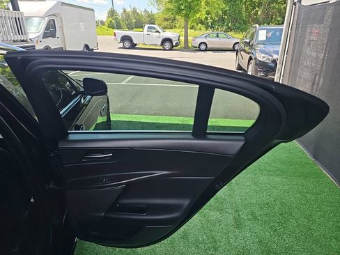 Used 2019 Jaguar XE Premium AWD/4WD image 39