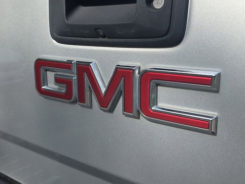 Used 2018 GMC Sierra 1500 SLT AWD/4WD image 11