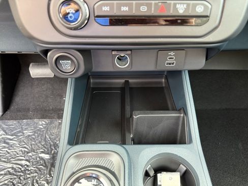 New 2025 Ford Maverick Lobo image 23