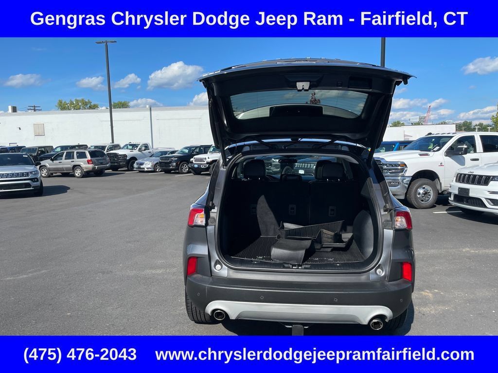 Used 2021 Ford Escape SEL w/ Technology Package AWD/4WD image 30