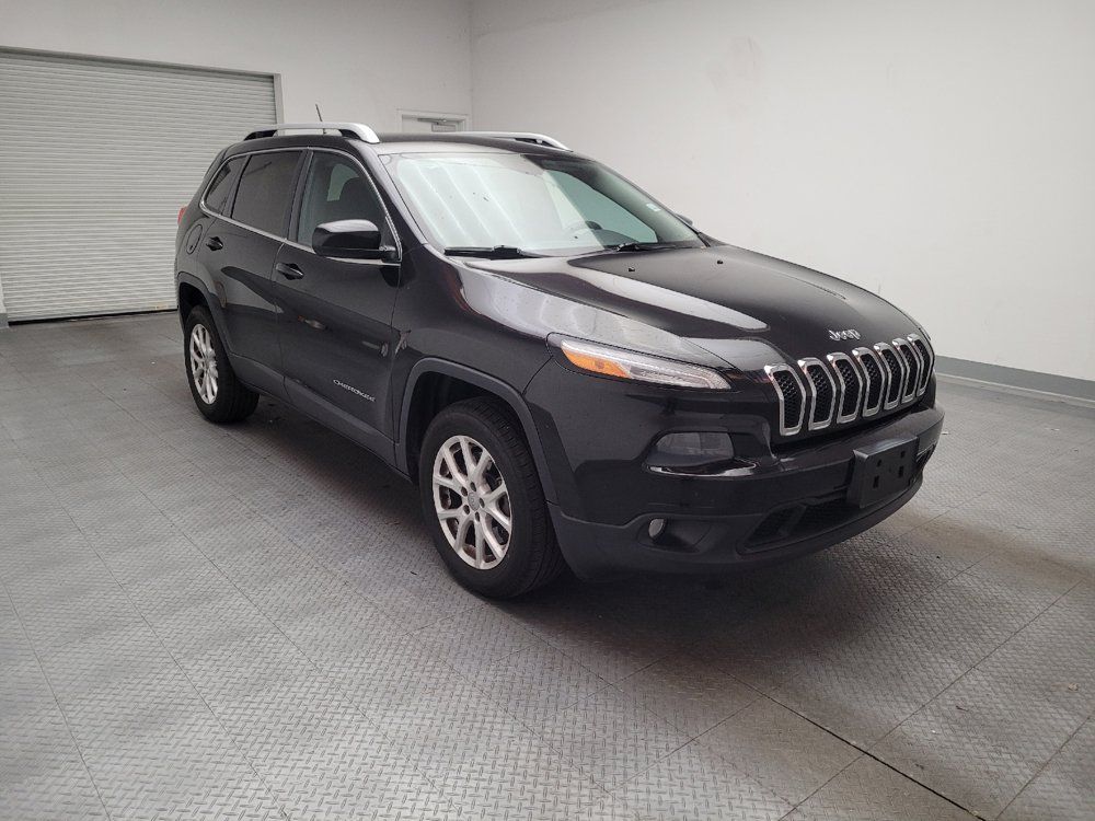 Used 2014 Jeep Cherokee Latitude w/ Cold Weather Group AWD/4WD image 13