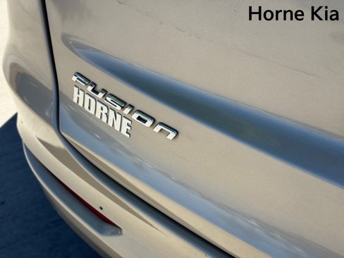 Used 2019 Ford Fusion SE FWD image 29