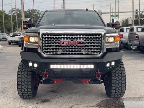 Used 2015 GMC Sierra 2500 Denali w/ Duramax Plus Package AWD/4WD image 16