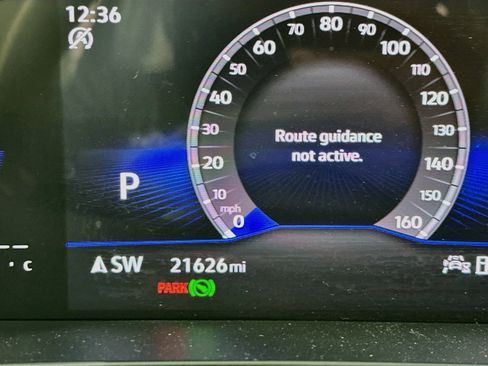 Used 2023 Volkswagen Taos SE w/ Black Wheel Package FWD image 18