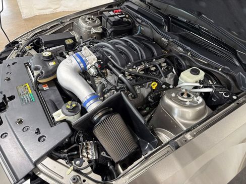 Used 2005 Ford Mustang GT RWD image 33