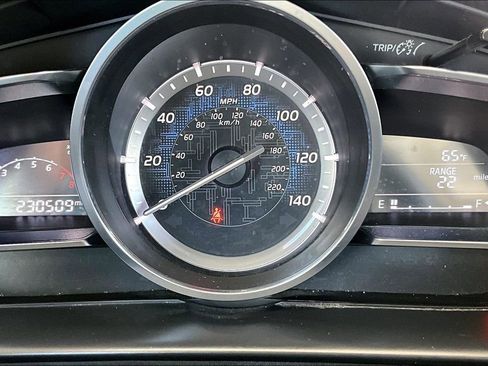 Used 2018 Toyota Yaris iA image 13