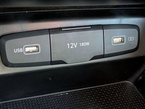 Used 2023 Hyundai Tucson SE image 24