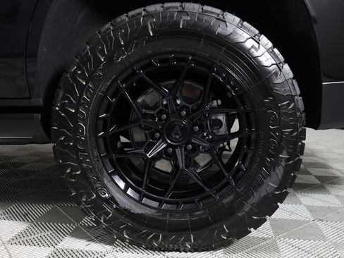 Used 2026 GMC Yukon AT4 Ultimate w/ LPO, Floor Liner Package AWD/4WD image 53