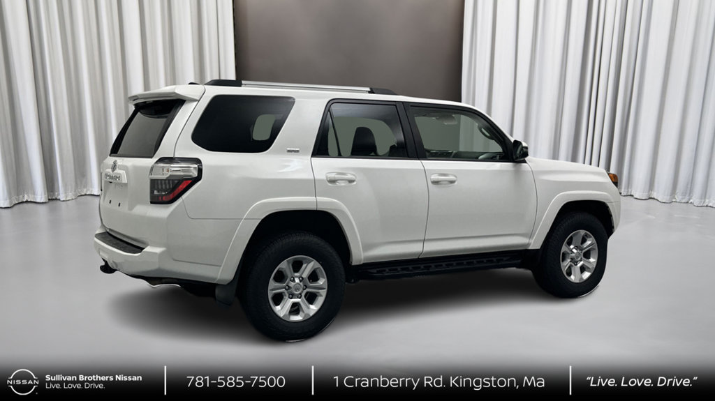 Used 2023 Toyota 4Runner SR5 Premium w/ Moonroof Package AWD/4WD image 5