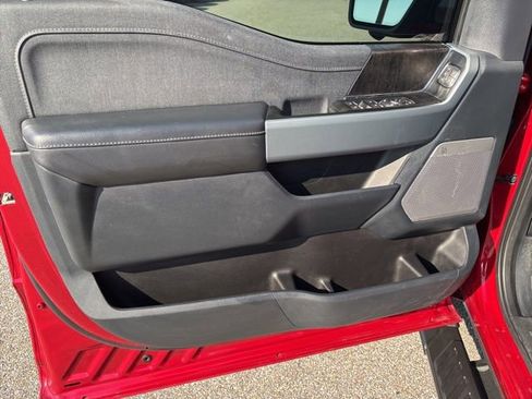 Used 2022 Ford F150 Lariat w/ Max Trailer Tow Package image 22