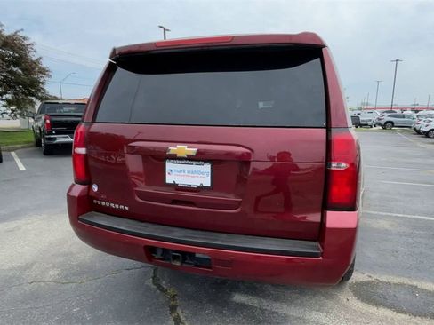 Used 2020 Chevrolet Suburban LS image 9
