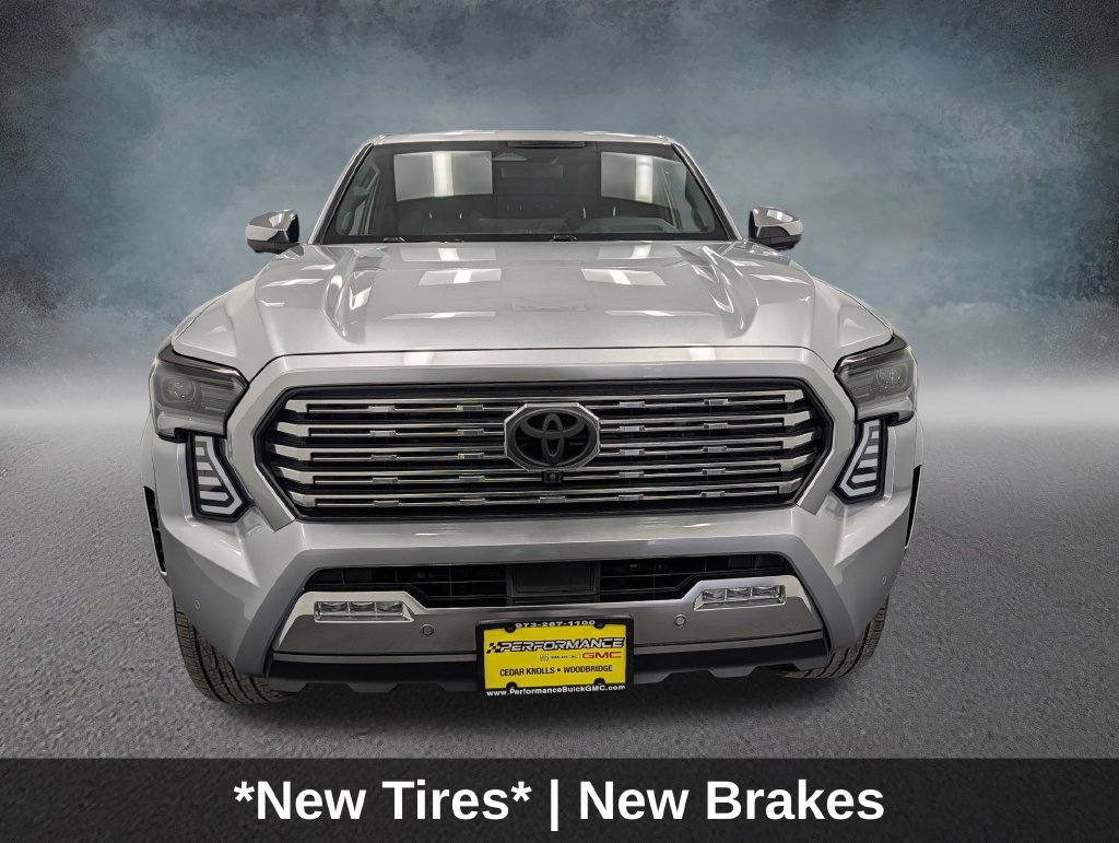 Used 2024 Toyota Tacoma Limited AWD/4WD image 2