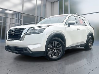Certified 2022 Nissan Pathfinder SV