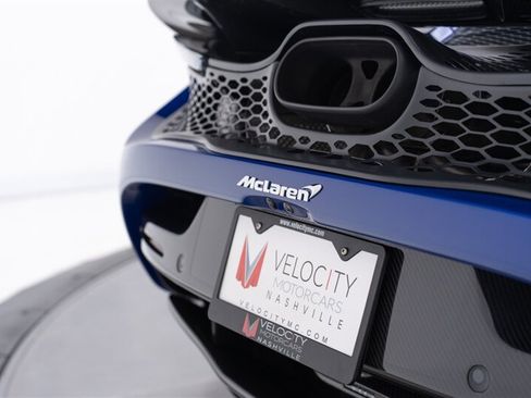 Used 2024 McLaren 750S Spider RWD image 31
