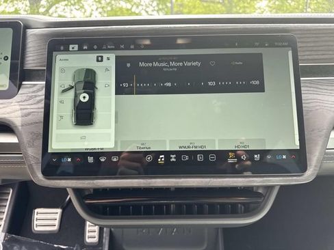 Used 2023 Rivian R1S Adventure AWD/4WD image 24