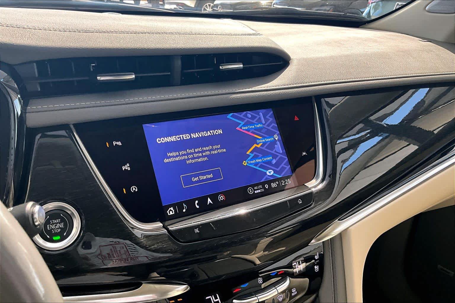 Used 2022 Cadillac XT6 Premium Luxury w/ Technology Package FWD image 33