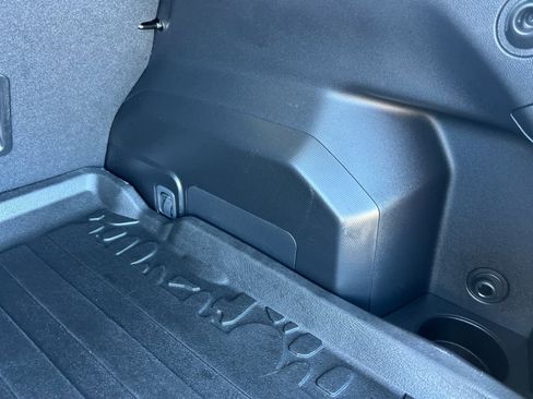 Used 2024 Subaru Crosstrek 2.0i Premium image 42