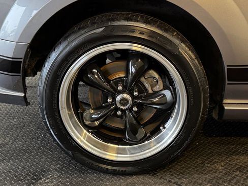 Used 2006 Ford Mustang GT Premium image 11