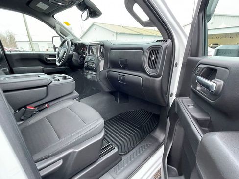 Used 2025 Chevrolet Silverado 2500 Custom w/ Custom Value Package image 25