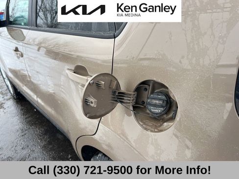 Used 2015 Kia Soul + image 46