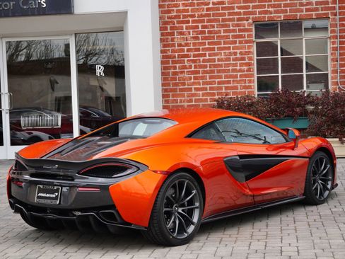 Used 2019 McLaren 570S Coupe RWD image 4