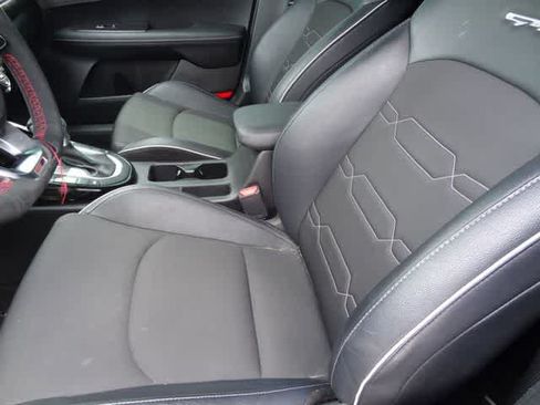 Used 2024 Kia Forte GT-Line w/ GT-Line Premium Package FWD image 8