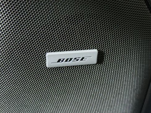 Used 2024 Chevrolet Suburban High Country w/ Advanced Technology Package image 11