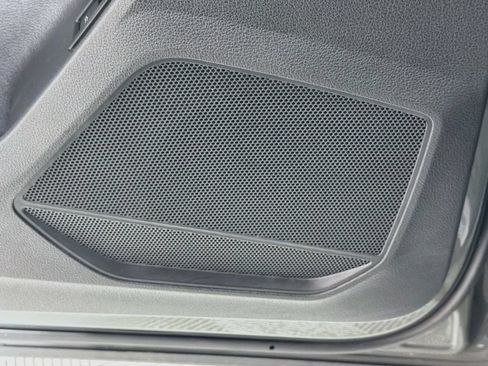 Used 2021 Audi Q3 2.0T Premium AWD/4WD image 18