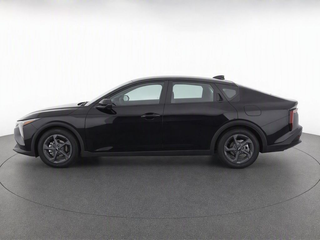 Used 2025 Kia K4 FWD image 5