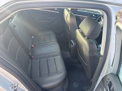 Used 2006 Volkswagen Jetta 2.5 image 10