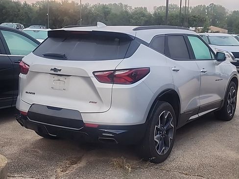 Used 2021 Chevrolet Blazer RS FWD image 2