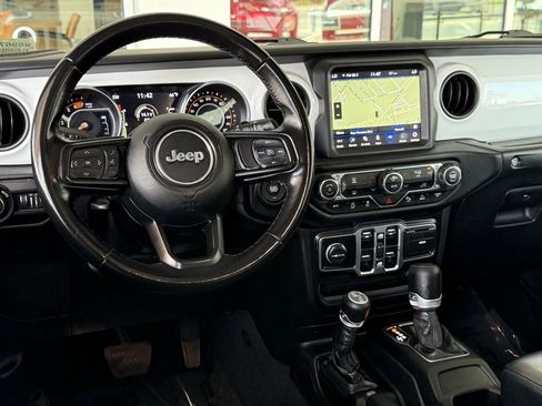 Certified 2021 Jeep Wrangler Unlimited Islander image 32