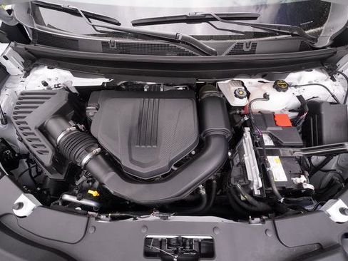 Used 2025 GMC Acadia Denali w/ LPO, Floor Liner Package image 10