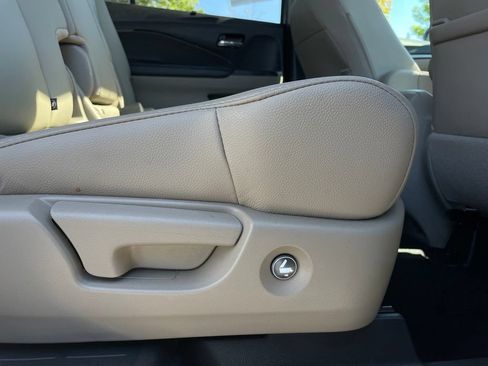 Used 2021 Honda Pilot EX-L image 36