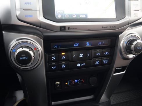 Used 2018 Toyota 4Runner Limited image 11