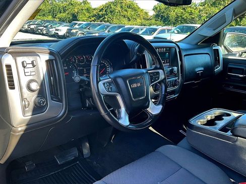 Certified 2018 GMC Sierra 1500 SLE w/ SLE Value Package image 15