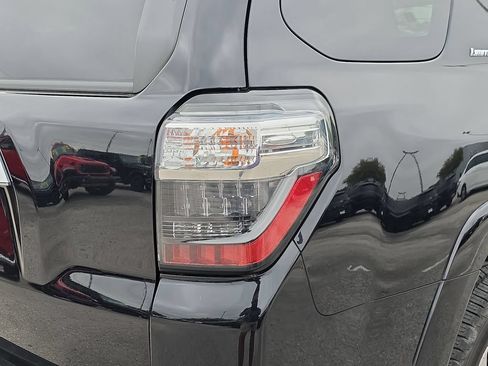 Used 2021 Toyota 4Runner Limited AWD/4WD image 14