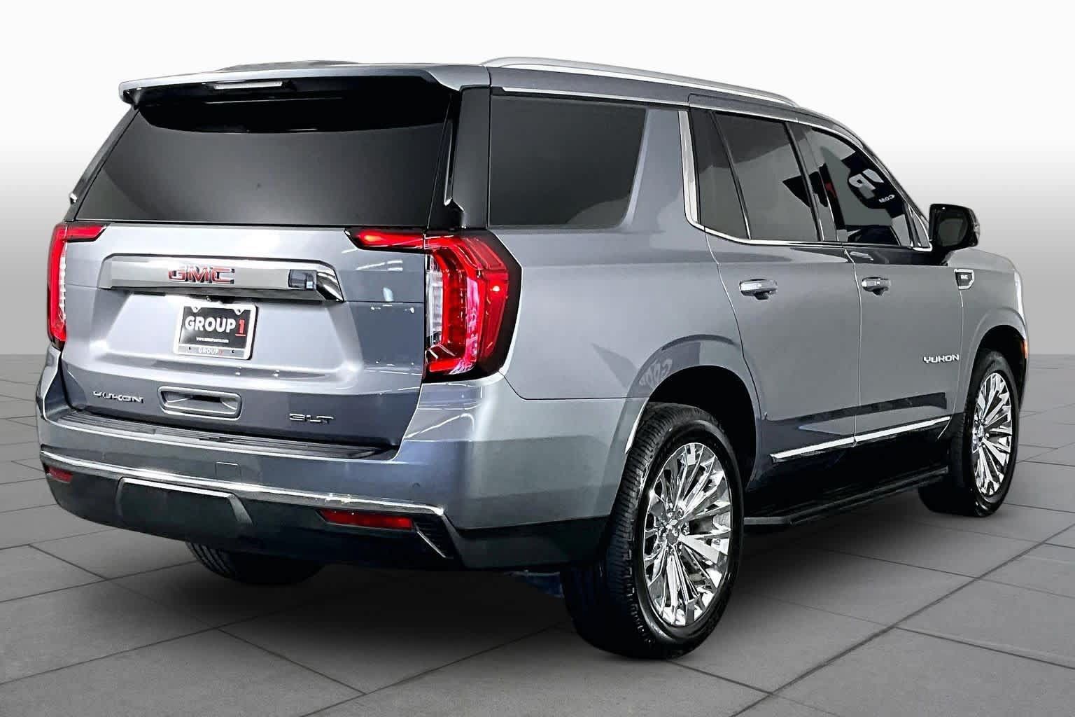 Used 2022 GMC Yukon SLT w/ SLT Premium Package RWD image 12