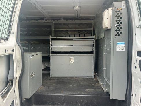 Used 2013 Chevrolet Express 2500 RWD image 8