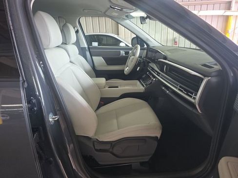 Used 2025 Hyundai Santa Fe SEL image 6