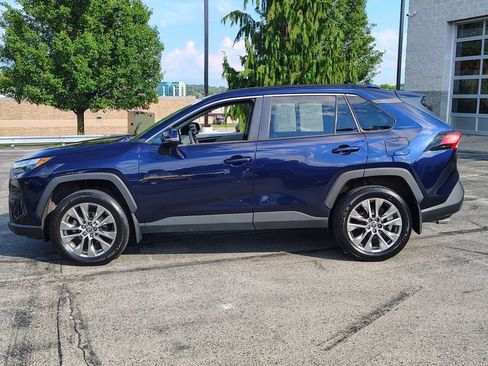 Used 2022 Toyota RAV4 XLE Premium AWD/4WD image 14