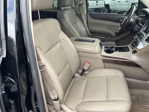Used 2015 GMC Yukon XL SLT w/ Open Road Package AWD/4WD image 17