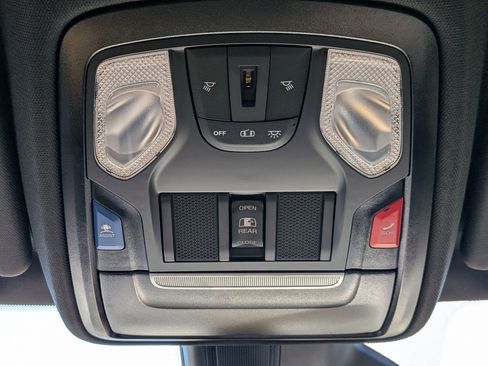 Used 2025 RAM 1500 Big Horn image 24