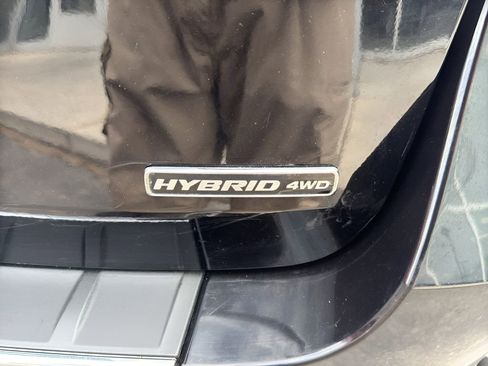 Used 2021 Ford Explorer Limited AWD/4WD image 40