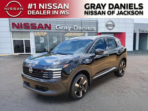 New 2025 Nissan Kicks SR image 14