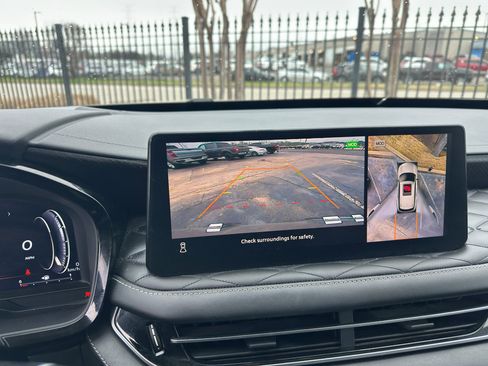 Used 2023 INFINITI QX60 Autograph w/ Cargo Package image 3